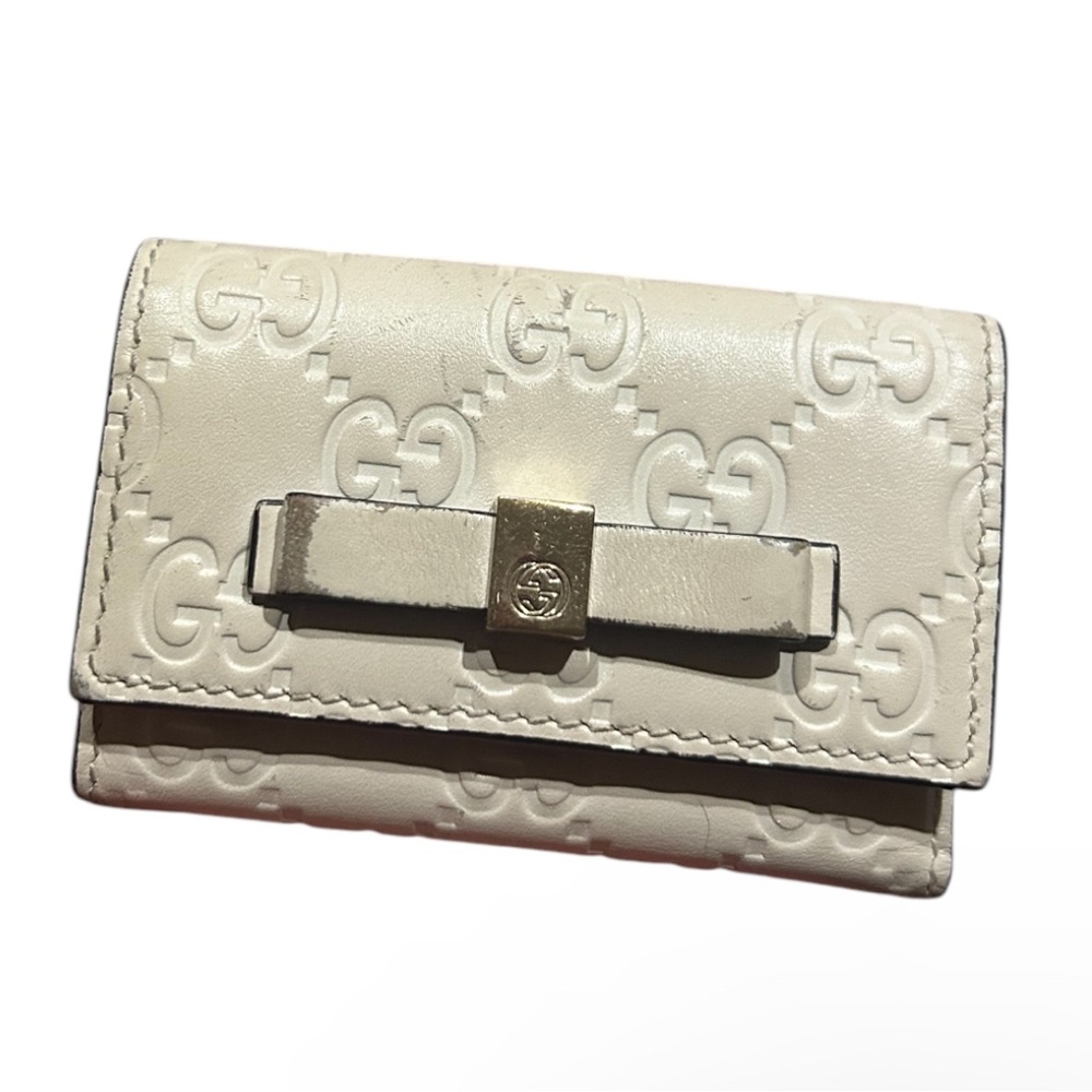 GUCCI Rare Vintage White Leather Monogram 6-Key Holder Case